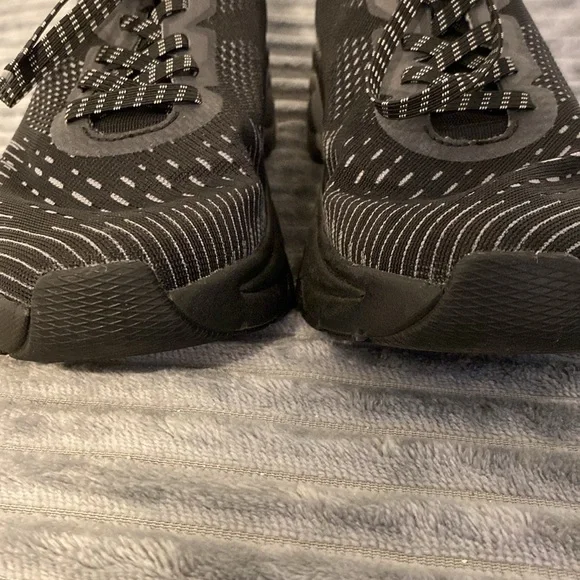 Dansko Black Athletic Shoes in good condition, minimal wear - Picture 3 of 8